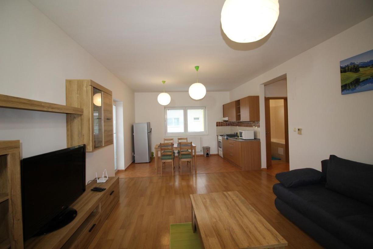 Apartman 502 Ruzindol Екстер'єр фото